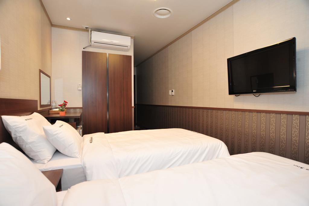 Global Inn Seoul Dongdaemun City Days Inn Exterior photo